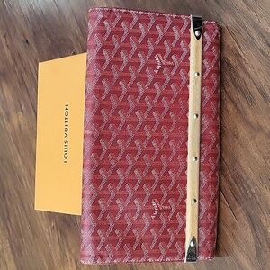 Goyard monte carlo clutch